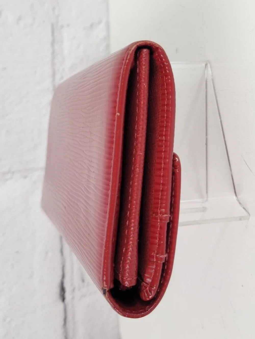 LOUIS VUITTON Red Epi Leather Sarah Wallet